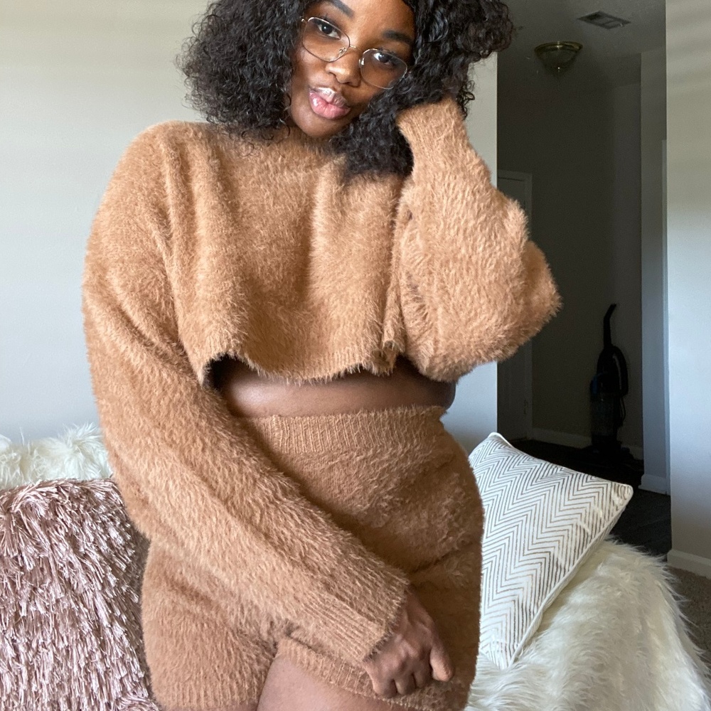 Fuzzy Brown Short Set
